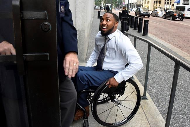 Jury clears 1 officer, deadlocks on other in shooting trial | iNFOnews.ca Jury clears 1 officer, deadlocks on other in shooting trial | iNFOnews.ca