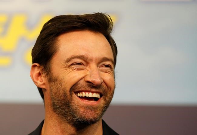 Hugh Jackman shows off bandaged nose after cancer treatment | iNFOnews.ca