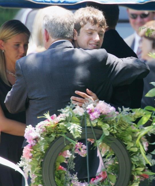JonBenet Ramsey's brother talks sister's death on 'Dr. Phil' | iNFOnews.ca JonBenet Ramsey's brother talks sister's death on 'Dr. Phil' | iNFOnews.ca