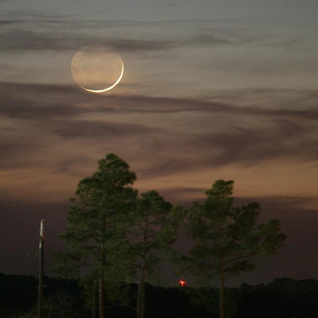 Rare 'black moon' rises over Western Hemisphere Friday night | iNFOnews.ca Rare 'black moon' rises over Western Hemisphere Friday night | iNFOnews.ca