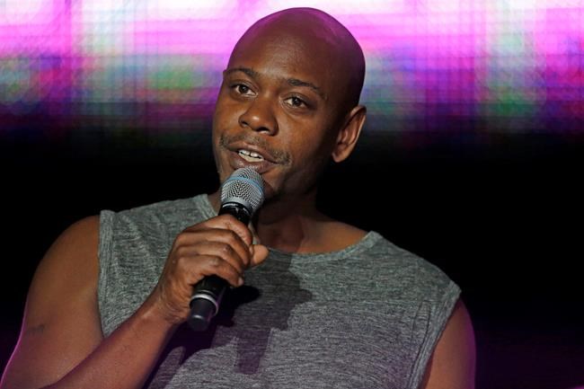 Dave Chappelle salutes Charlie Murphy at John Mayer concert | iNFOnews.ca