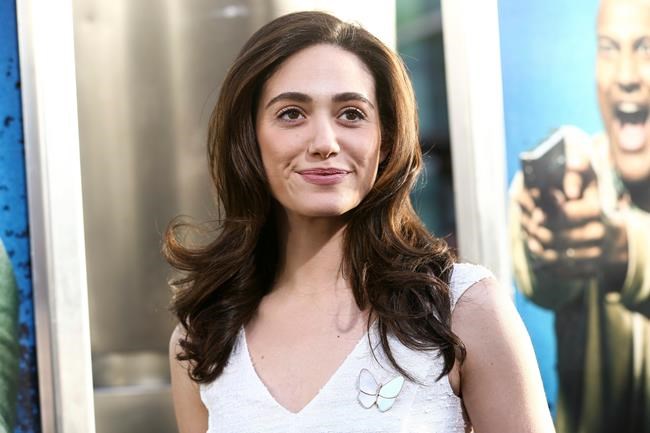 Emmy Rossum thanks LAPD amid $150K burglary report | iNFOnews.ca Emmy Rossum thanks LAPD amid $150K burglary report | iNFOnews.ca