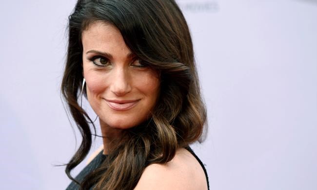 Idina Menzel marries one-time 'Rent' co-star Aaron Lohr | iNFOnews.ca