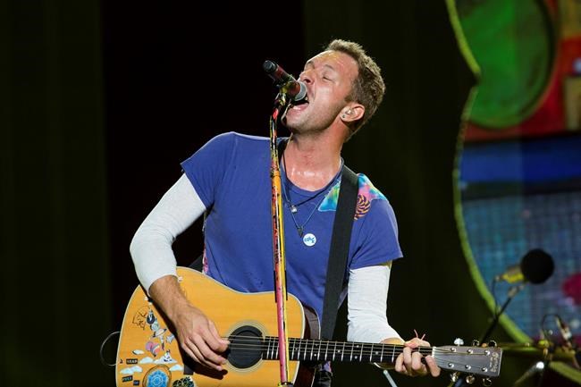 Last Christmas: Coldplay's Chris Martin sings George Michael | iNFOnews.ca Last Christmas: Coldplay's Chris Martin sings George Michael | iNFOnews.ca