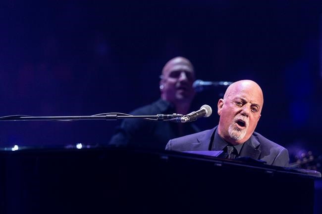 Billy Joel dons Star of David jacket during NYC show encore | iNFOnews.ca