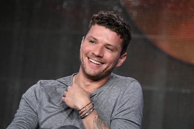 Ryan Phillippe posts hospital picture after 'freak accident' | iNFOnews.ca CP905104286