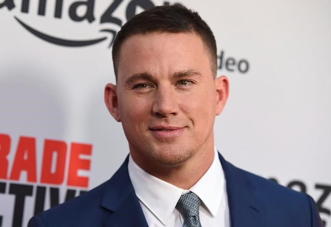 Channing Tatum dances with cashier at gas station | iNFOnews.ca