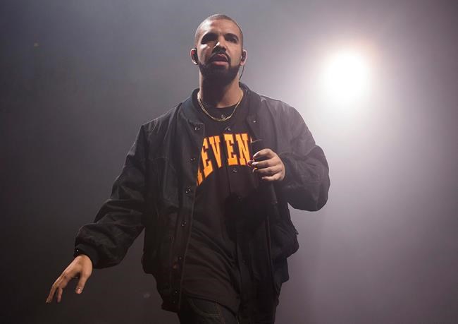 'Prom' pics prompt Drake, Jennifer Lopez speculation | iNFOnews.ca CP869808061