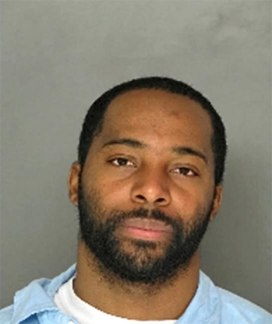 Pittsburgh man sought on gun charge after 3-year-old's death | iNFOnews.ca