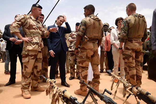 13 French soldiers killed in helicopter collision in Mali | iNFOnews.ca