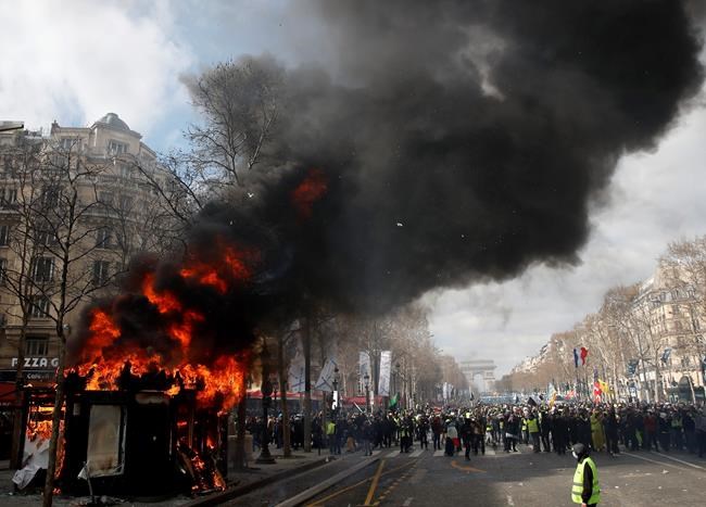 France's Macron to respond to yellow vest economic crisis | iNFOnews.ca