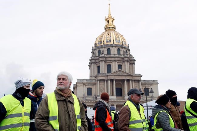 French yellow vests protest despite Macron's outreach | iNFOnews.ca French yellow vests protest despite Macron's outreach | iNFOnews.ca