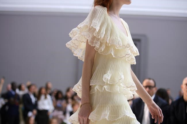 France fines 35 modeling agencies in decade of price fixing | iNFOnews.ca