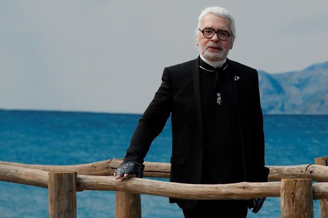 The sea, the sea: Chanel creates beach to cap Paris season | iNFOnews.ca CP2124287253