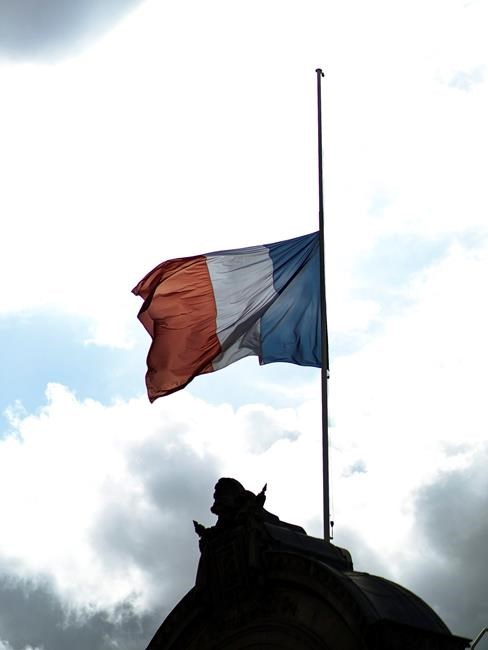 France remembers grand ex-President Chirac, flaws and all | iNFOnews.ca