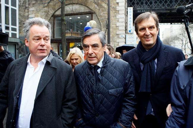 The Latest: Top French centrist candidate Macron hit by egg | iNFOnews.ca