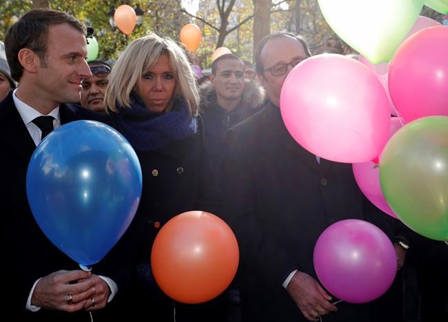 The Latest: People pay tribute to Bataclan victims | iNFOnews.ca