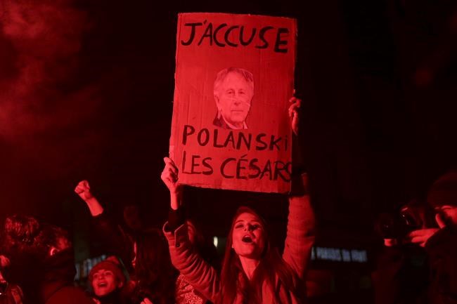 Anti-Polanski protesters greet French film awards ceremony | iNFOnews.ca Anti-Polanski protesters greet French film awards ceremony | iNFOnews.ca