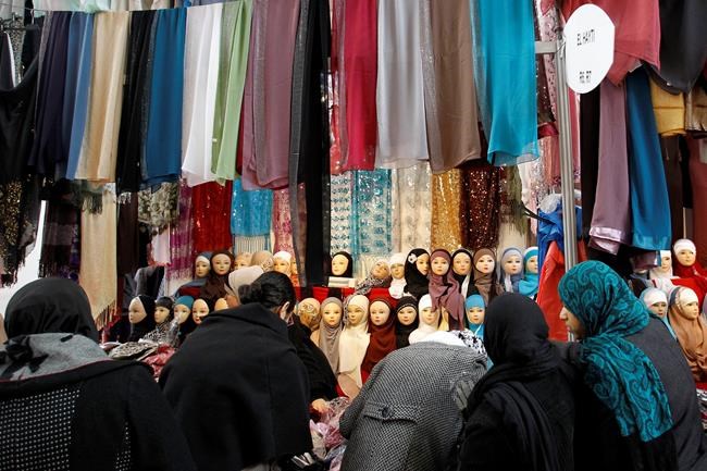 Far-right candidate sees a France sans kippas, headscarves | iNFOnews.ca Far-right candidate sees a France sans kippas, headscarves | iNFOnews.ca