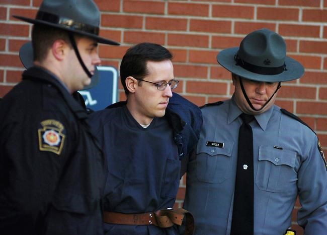 Police ambush killer's mother begs for his life | iNFOnews.ca
