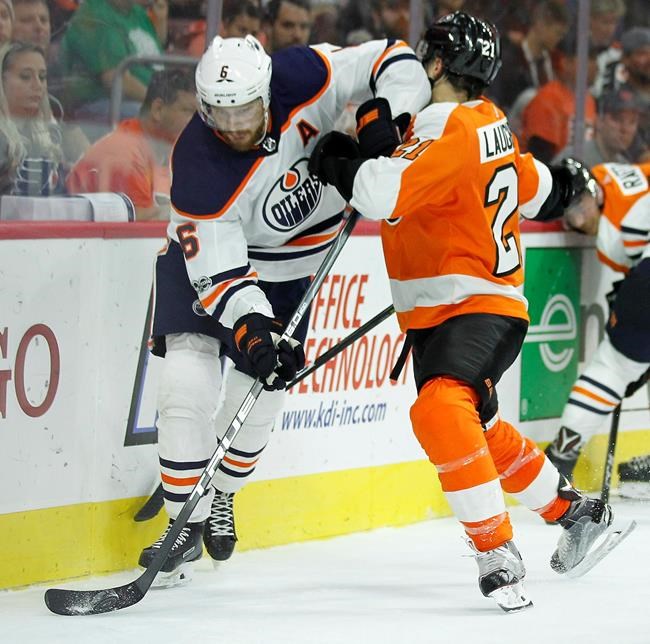 Simmonds' late goal lifts Flyers over struggling Oilers, 2-1 | iNFOnews.ca