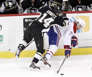 Pacioretty, Desharnais score early, Price stops 30 shots as Canadiens beat Penguins 4-1 | iNFOnews.ca CP31339500