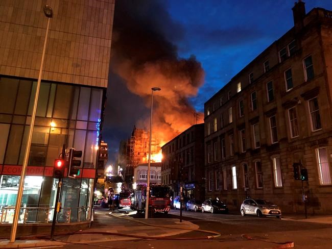 Firefighters battle major blaze at famed Glasgow art school | iNFOnews.ca