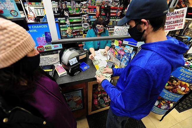 Powerball jackpot grows to $730M; Mega Millions to be $850M | iNFOnews.ca