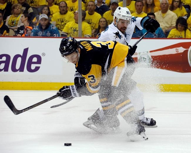 Bonino scores go-ahead goal, Penguins strike first in Game 1 victory over Sharks | iNFOnews.ca Bonino scores go-ahead goal, Penguins strike first in Game 1 victory over Sharks | iNFOnews.ca