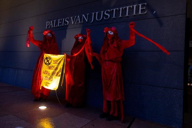 Dutch climate activists take Shell to court over emissions | iNFOnews.ca Dutch climate activists take Shell to court over emissions | iNFOnews.ca