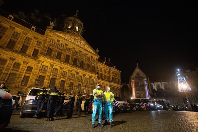 Dutch authorities to quickly begin vaccinating health staff | iNFOnews.ca