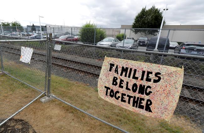 Salvadoran mother separated from son to remain in custody | iNFOnews.ca