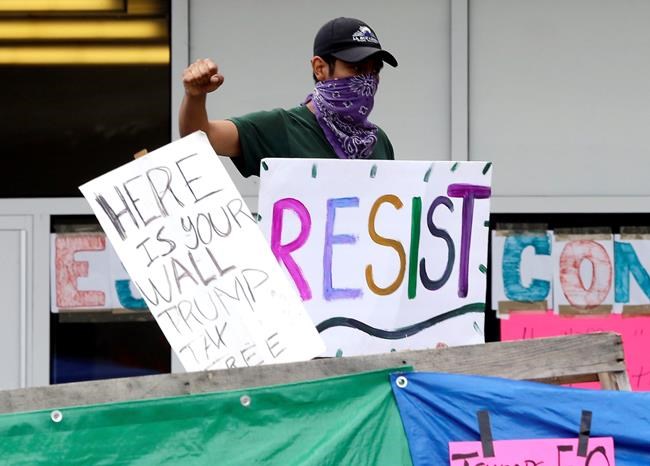 Groups mobilize against threat to Oregon's 'sanctuary' law | iNFOnews.ca