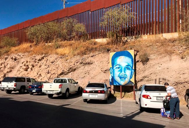 Jurors taken to site of Border Patrol shooting after dark | iNFOnews.ca