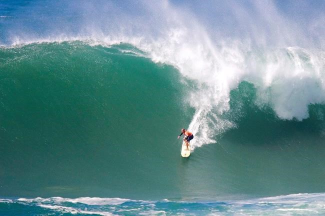 Family says no "Eddie" surf contest this season | iNFOnews.ca CP35690176