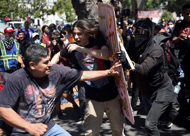 2 arrested at university protest over Shapiro speech | iNFOnews.ca 2 arrested at university protest over Shapiro speech | iNFOnews.ca