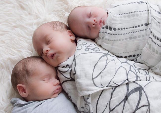 Prince Edward Island town mobilizes for single mother with triplets | iNFOnews.ca Prince Edward Island town mobilizes for single mother with triplets | iNFOnews.ca