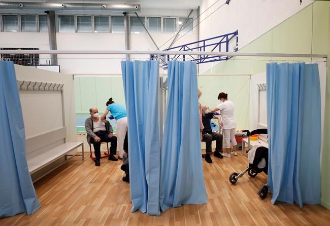 Czech state orders students to help at struggling hospitals | iNFOnews.ca