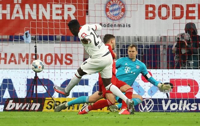 Bayern beats Frankfurt in cup semi, still targeting double | iNFOnews.ca