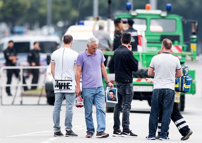 Police: Munich suspect was obsessed with mass shootings | iNFOnews.ca
