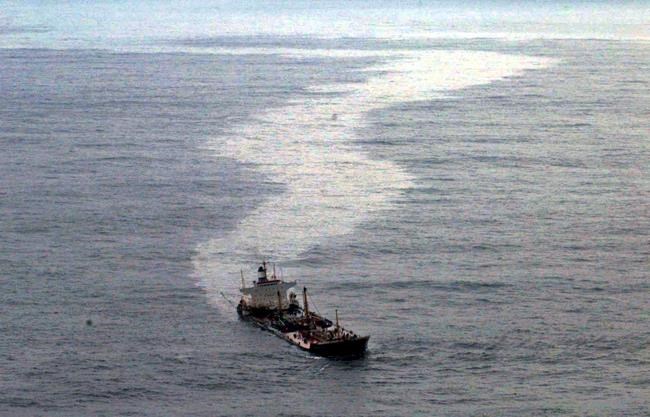 Spain court grants $1.7 billion compensation for oil spill | iNFOnews.ca