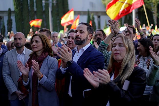 Spain's new far-right campaigns to stop Catalan separatists | iNFOnews.ca CP1173894124
