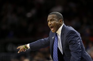 DeRozan scores 35 points, Raptors beat 76ers 114-103 to snap 5-game losing streak | iNFOnews.ca CP32122723
