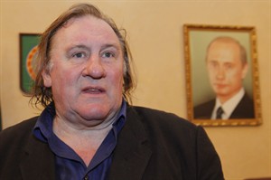 French actor Depardieu, filming Strauss-Kahn movie, skips court date for alleged drunk-driving | iNFOnews.ca CP22769611