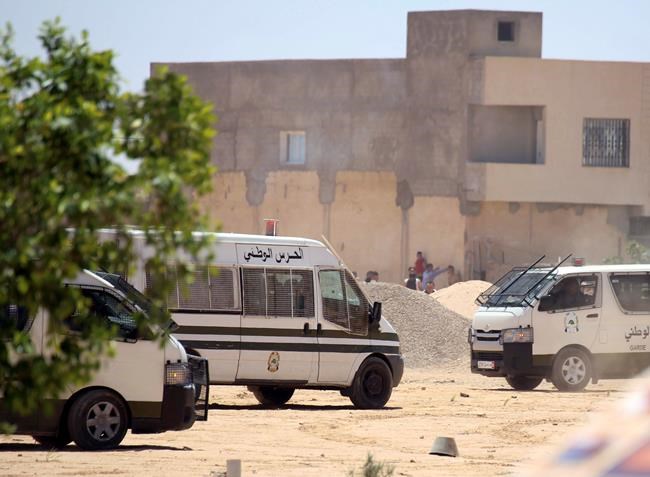 1 dead, several injured in protest clashes in Tunisia | iNFOnews.ca