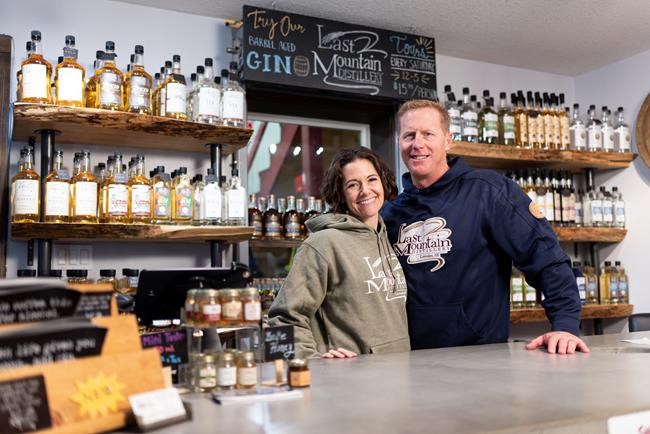 Saskatchewan microdistilleries focus on homegrown recipes for spirits | iNFOnews.ca Saskatchewan microdistilleries focus on homegrown recipes for spirits | iNFOnews.ca
