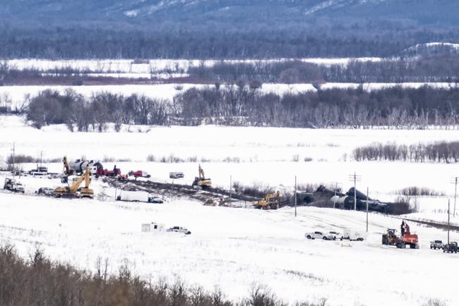 Officials still working out how much oil leaked from derailment in Manitoba | iNFOnews.ca Officials still working out how much oil leaked from derailment in Manitoba | iNFOnews.ca
