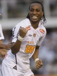 Brazilian football player racially abused by fans during post-match interview | iNFOnews.ca