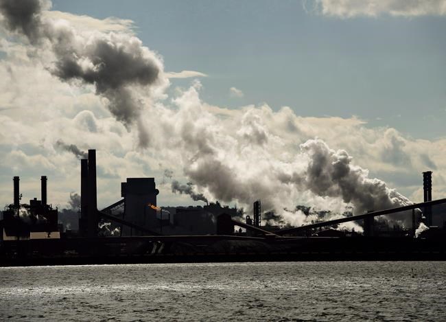 Aid for energy heavily weighted towards fossil fuels in COVID-19 response | iNFOnews.ca