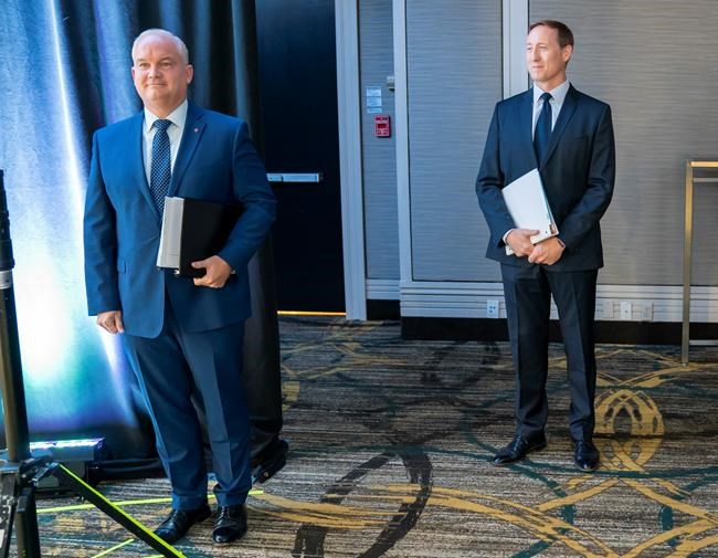 Battle for donor dollars tightens among Conservative leadership contenders | iNFOnews.ca